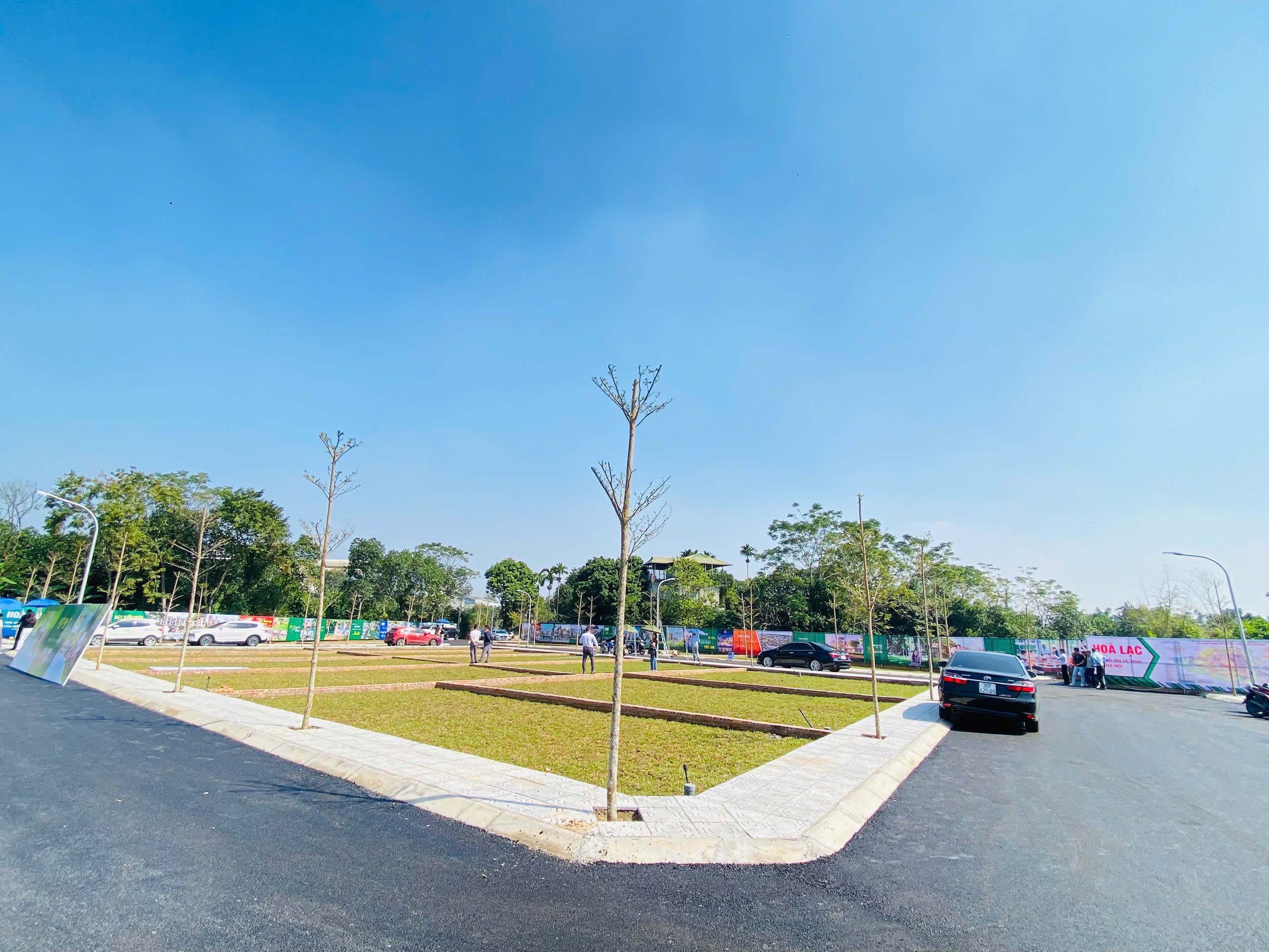 Bán gấp đất  nền Hoà lạc sổ đỏ
